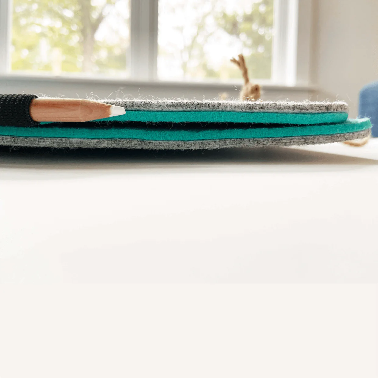 Bagby 4 Pocket Phone Holder - Image 11