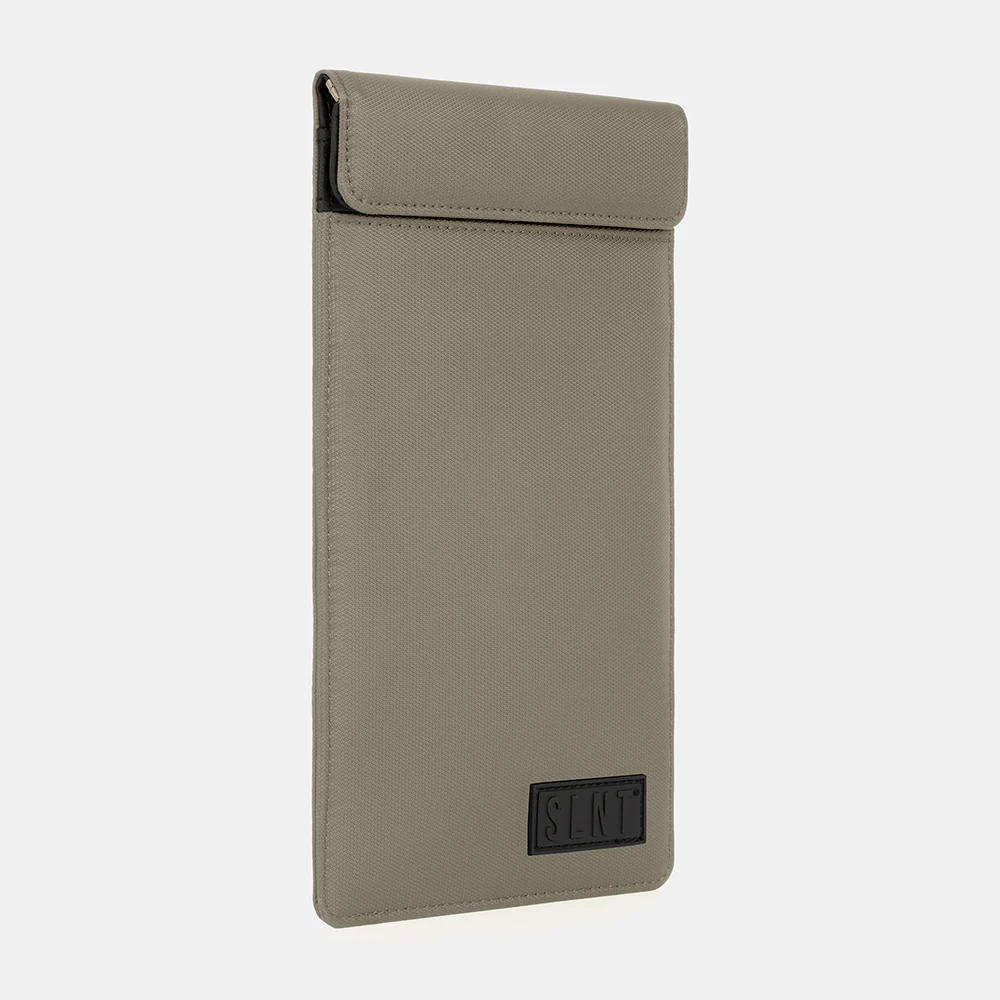 SLNT Faraday Phone Sleeve - Image 30