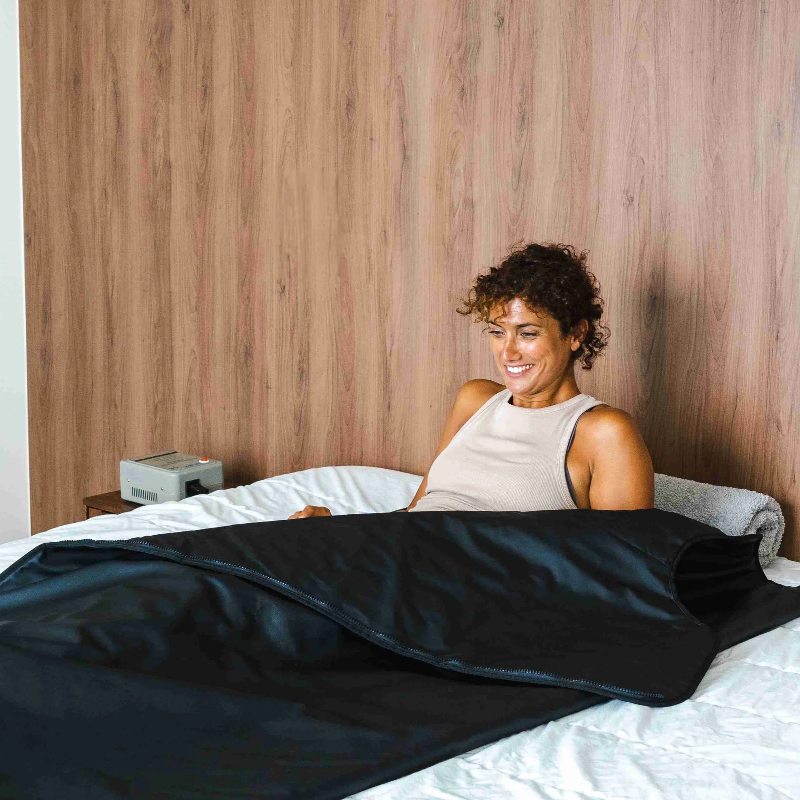 Prasanna Extremely Low EMF Infrared Sauna Blanket - Image 3