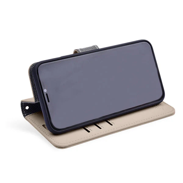 SafeSleeve Case for iPhone - Image 34